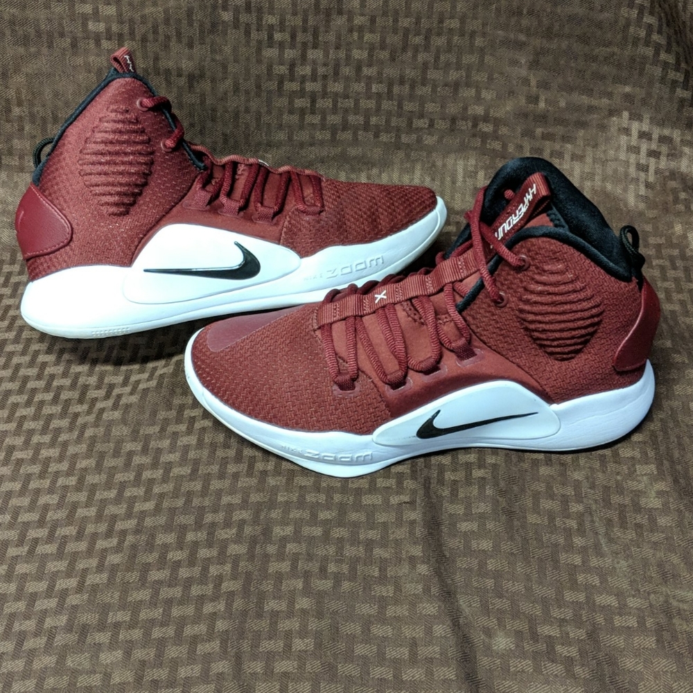 Nike Hyperdunk - Picture 5 of 12